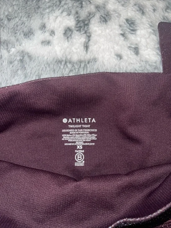 Athleta Twilight Tight Leggings - Plum XS - Picture 4 of 4